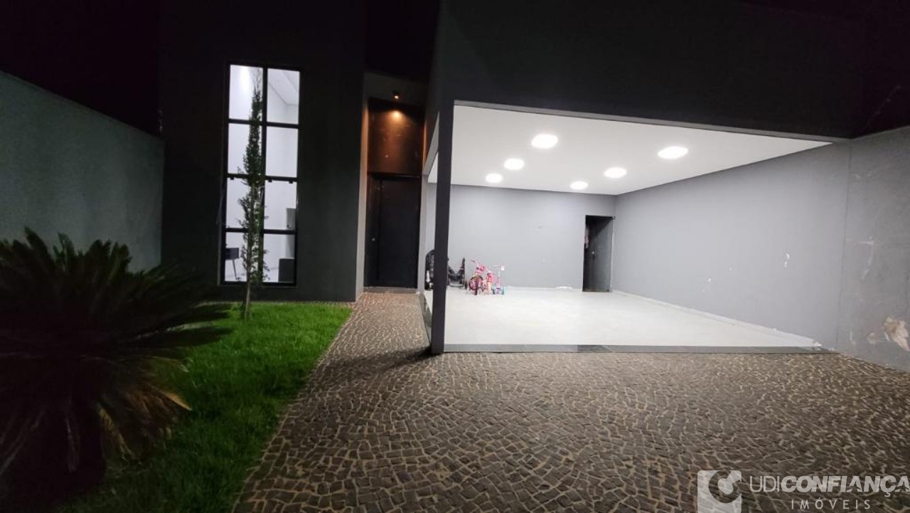 Casa à venda com 4 quartos, 180m² - Foto 31