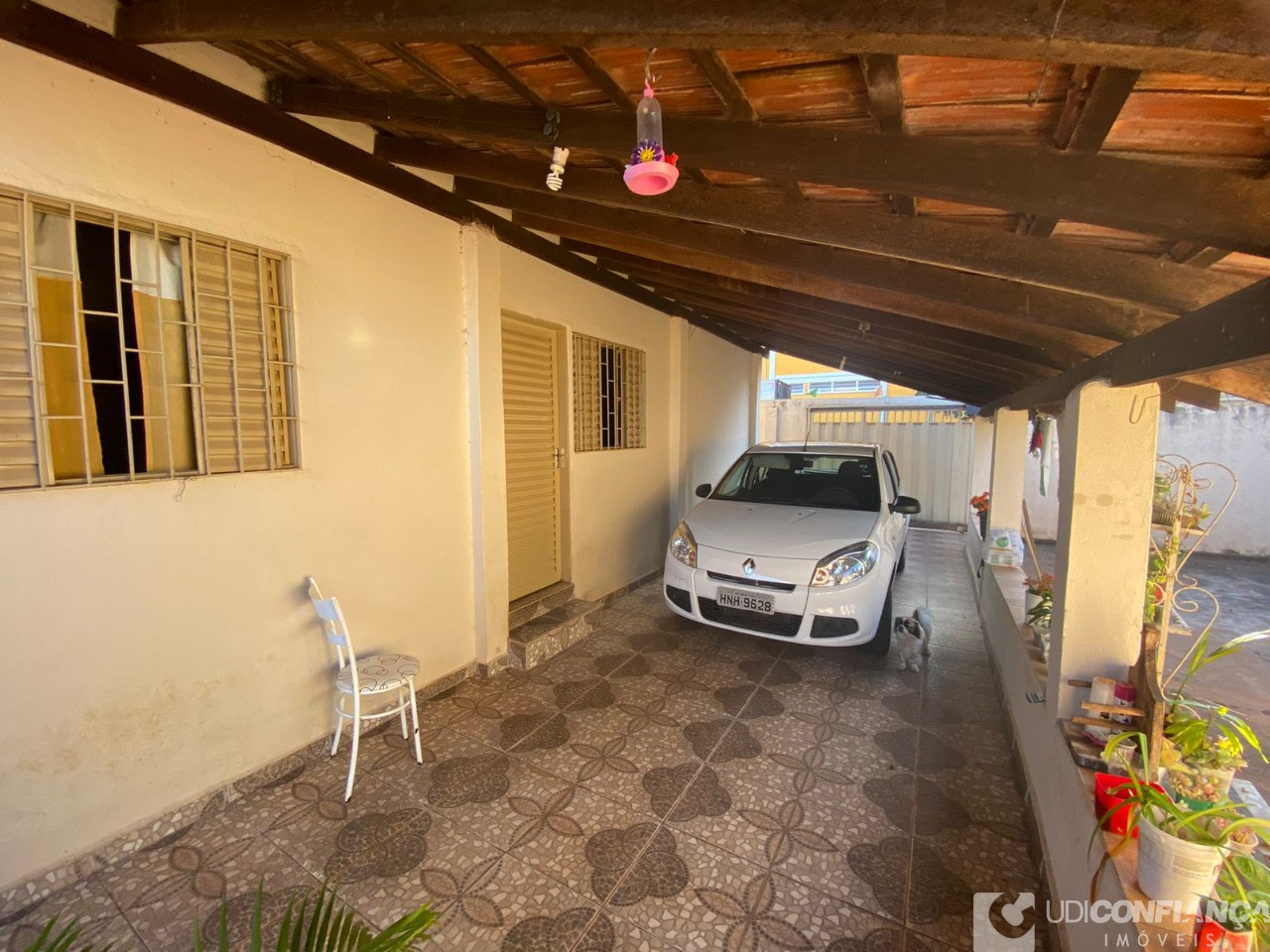 Casa à venda com 3 quartos, 150m² - Foto 1