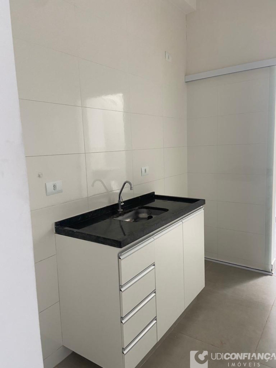 Apartamento à venda com 2 quartos, 64m² - Foto 25