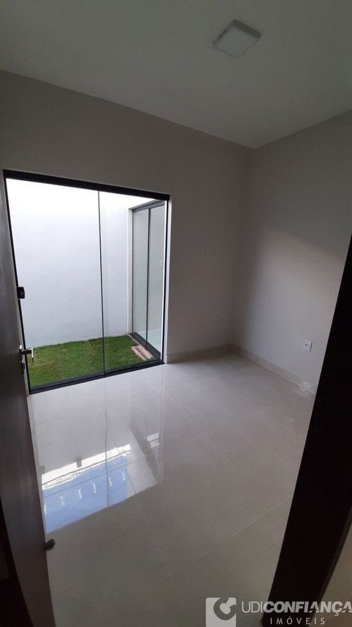 Casa à venda com 3 quartos, 80m² - Foto 13