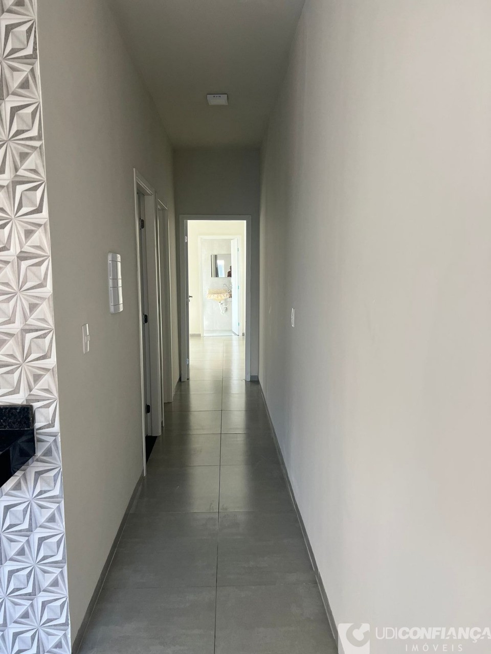 Casa à venda com 2 quartos, 77m² - Foto 6