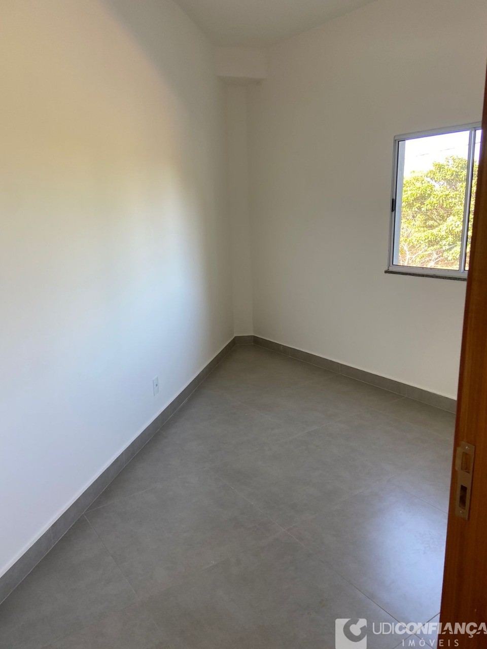 Apartamento à venda com 2 quartos, 64m² - Foto 13