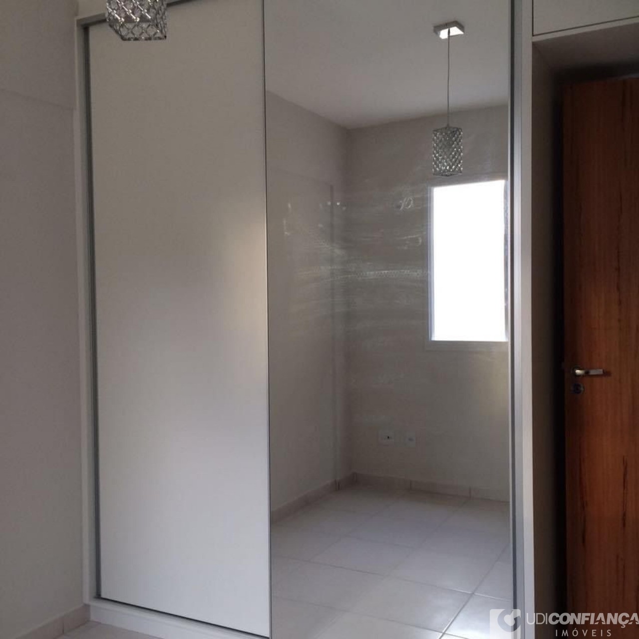 Apartamento à venda com 2 quartos, 60m² - Foto 6