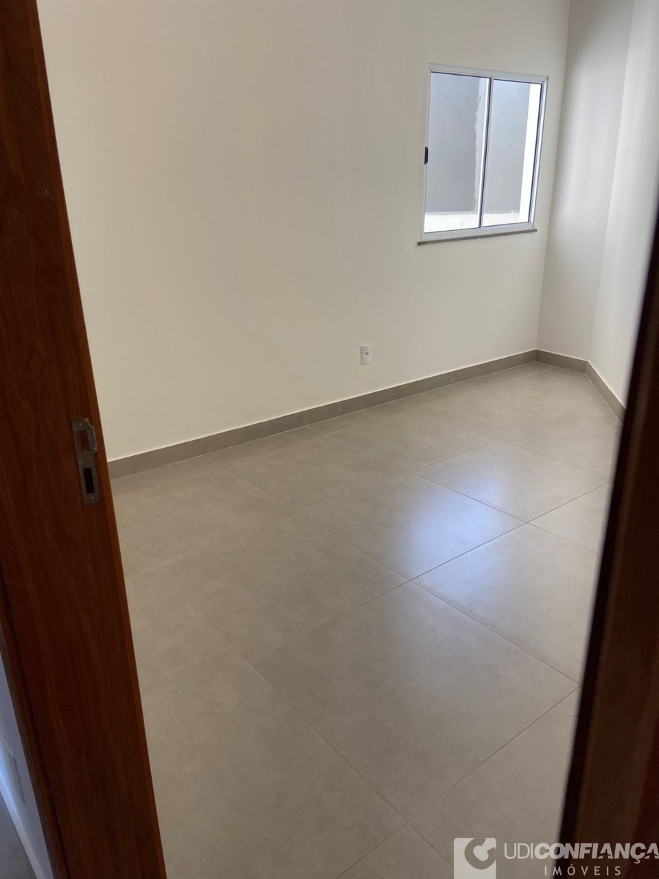 Apartamento à venda com 2 quartos, 64m² - Foto 12