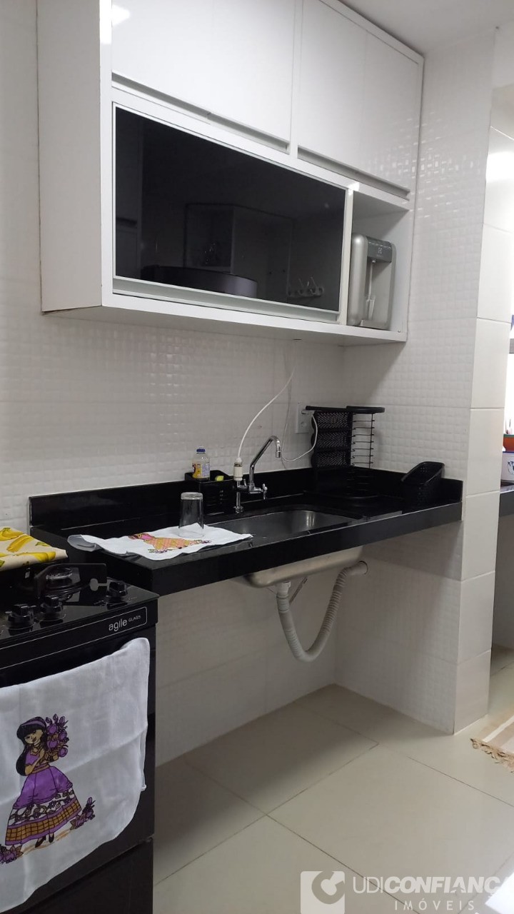 Apartamento à venda com 3 quartos, 62m² - Foto 2