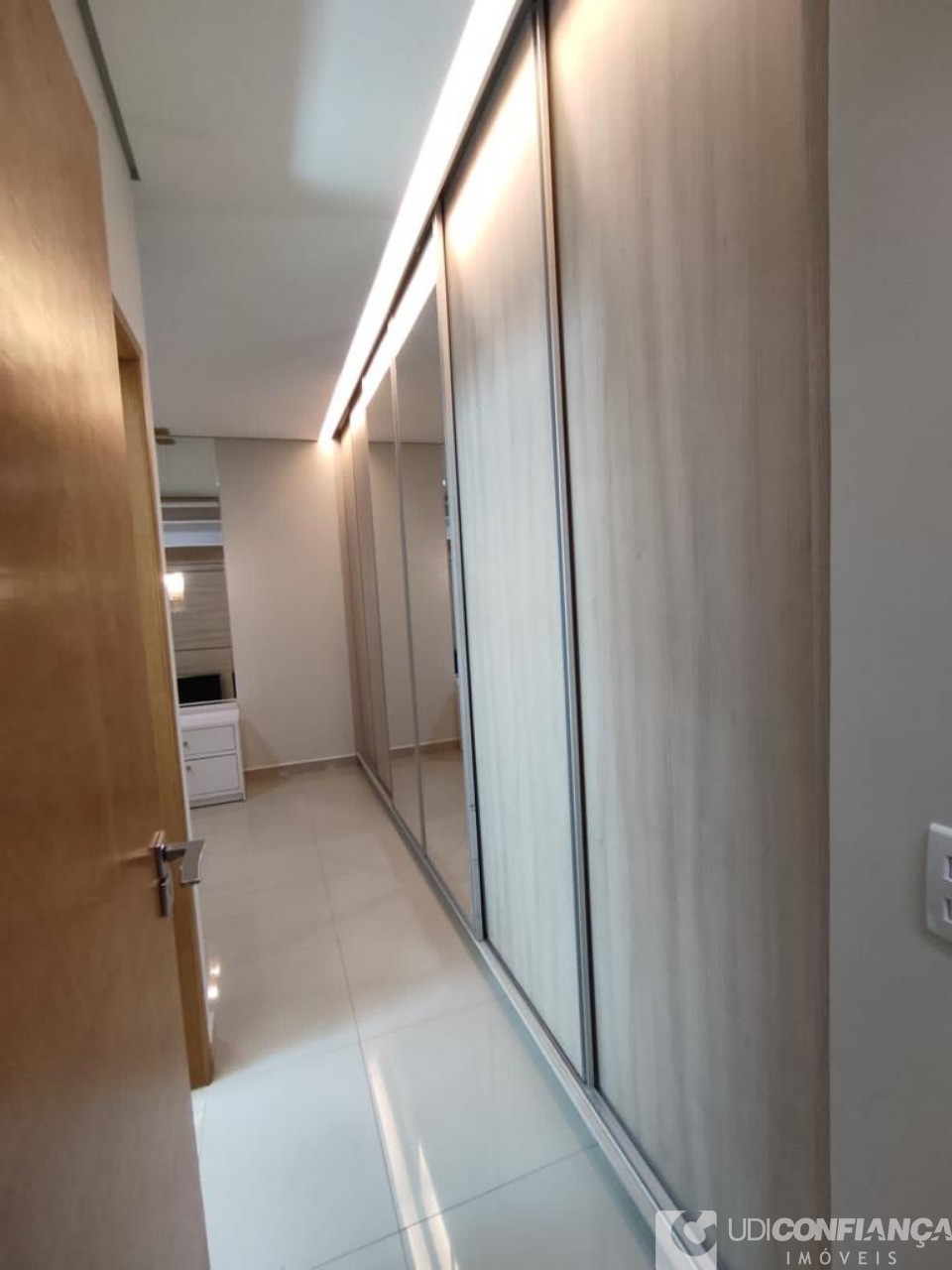 Casa à venda com 3 quartos, 220m² - Foto 27