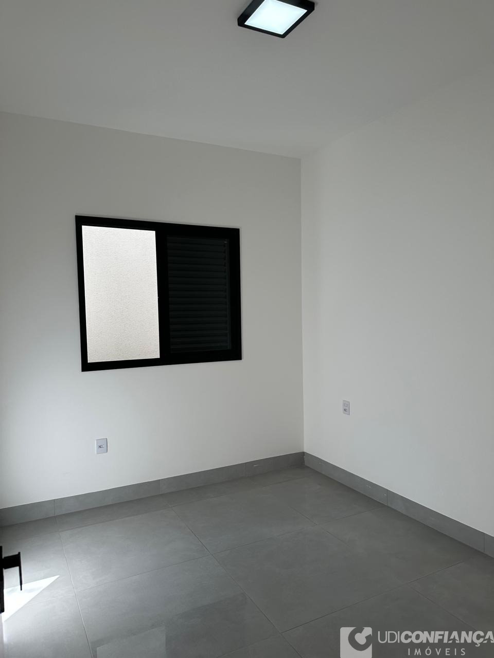 Casa à venda com 3 quartos, 250m² - Foto 19