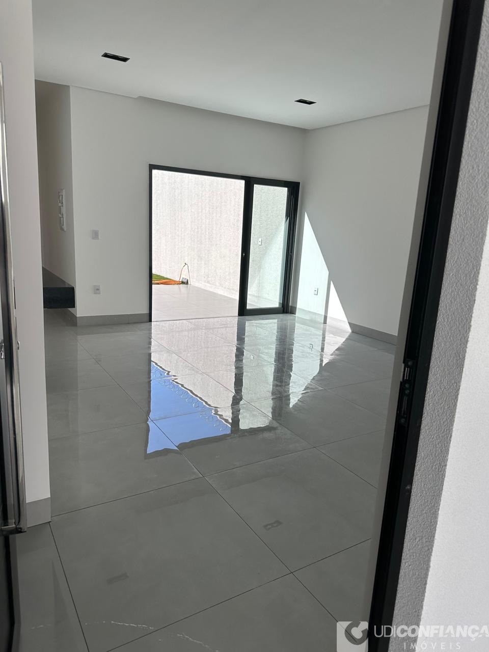 Casa à venda com 3 quartos, 250m² - Foto 5