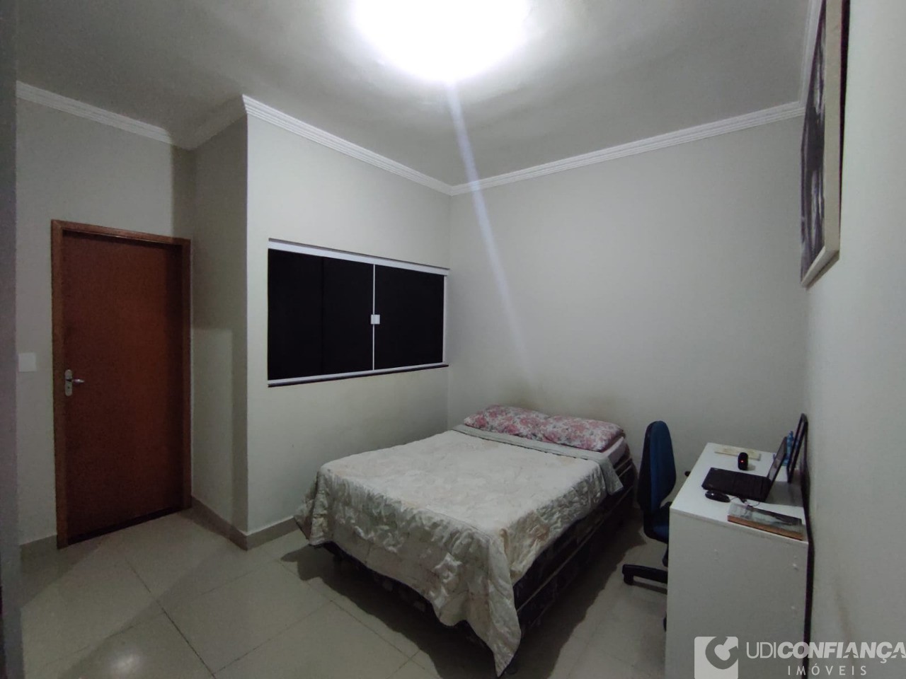 Casa à venda com 2 quartos, 80m² - Foto 4