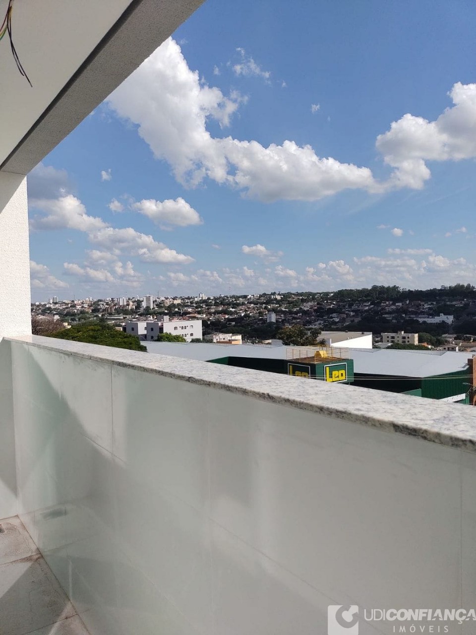 Apartamento à venda com 2 quartos, 52m² - Foto 13