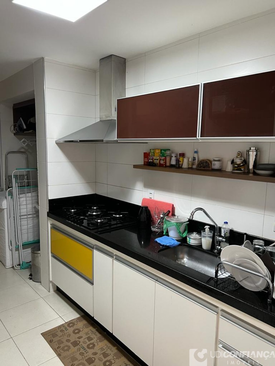 Apartamento à venda com 2 quartos, 72m² - Foto 4