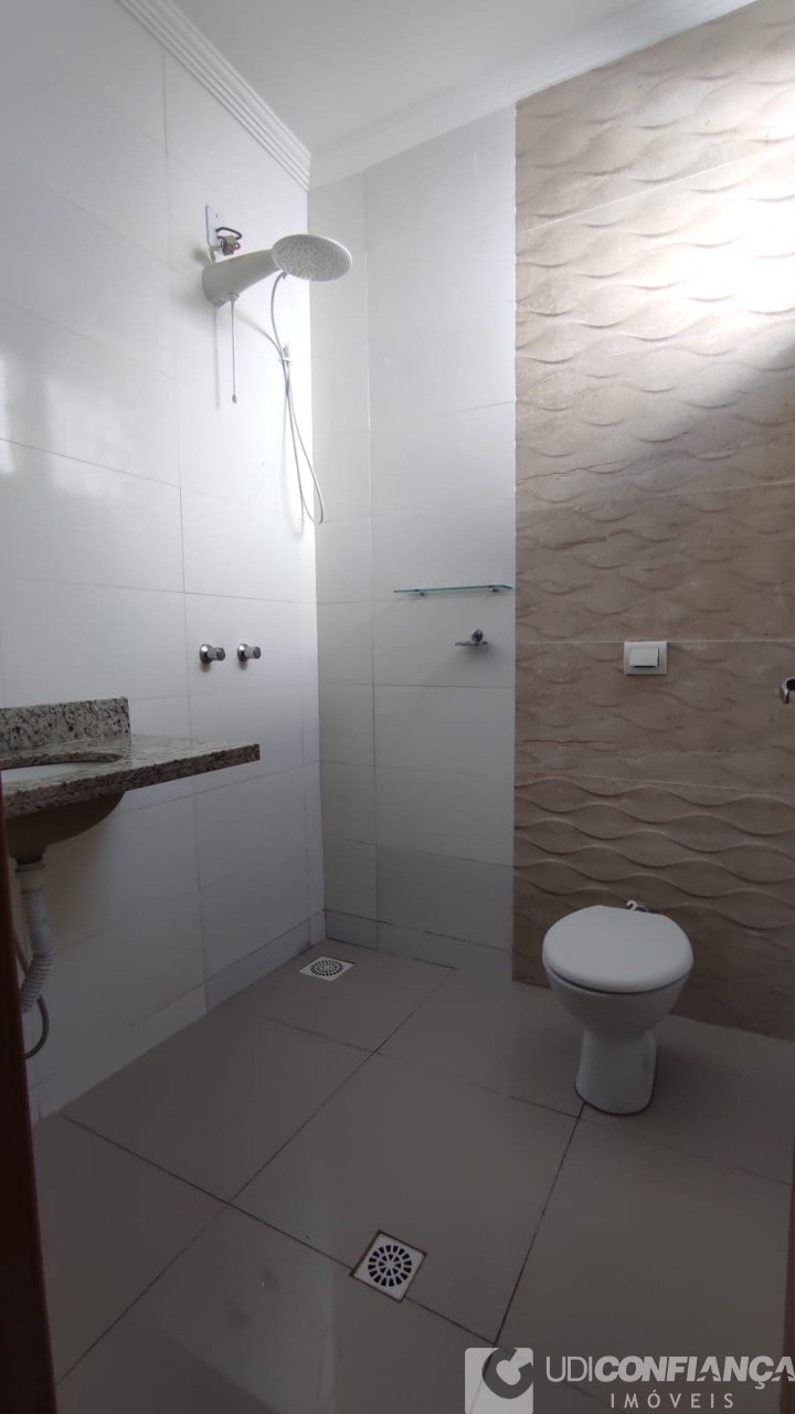 Casa à venda com 2 quartos, 80m² - Foto 6