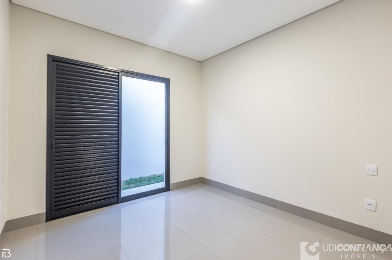 Casa à venda com 3 quartos, 160m² - Foto 14