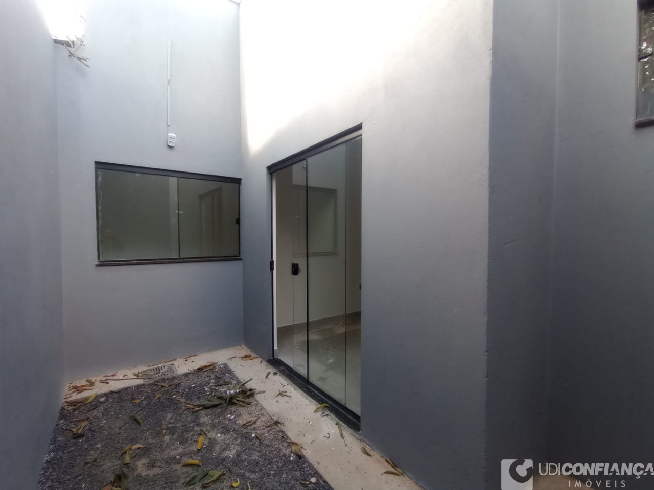 Casa à venda com 3 quartos, 75m² - Foto 12