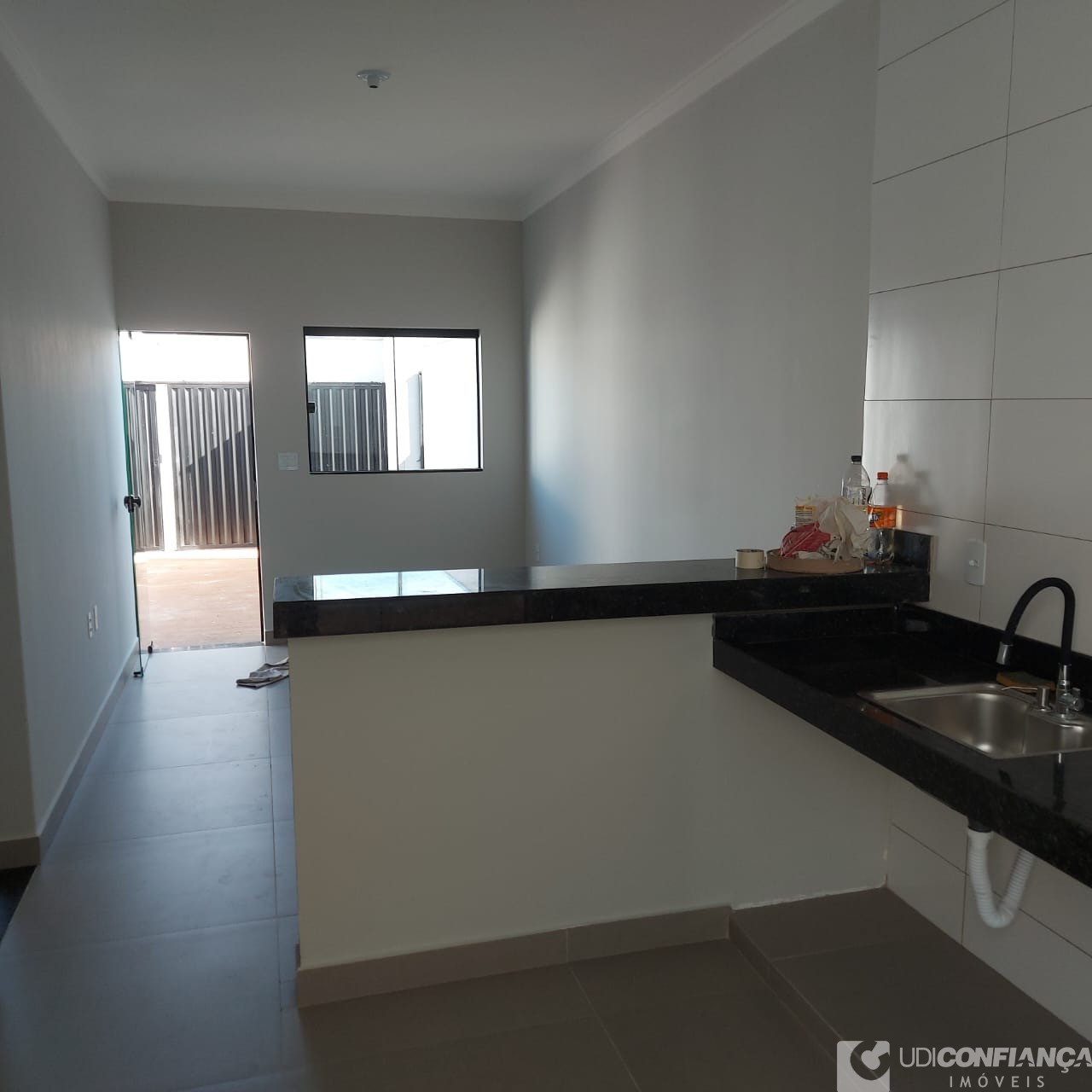 Casa à venda com 2 quartos, 56m² - Foto 10