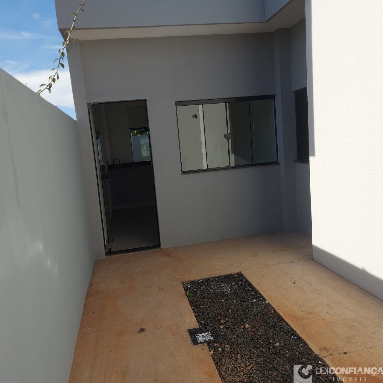 Casa à venda com 2 quartos, 56m² - Foto 12