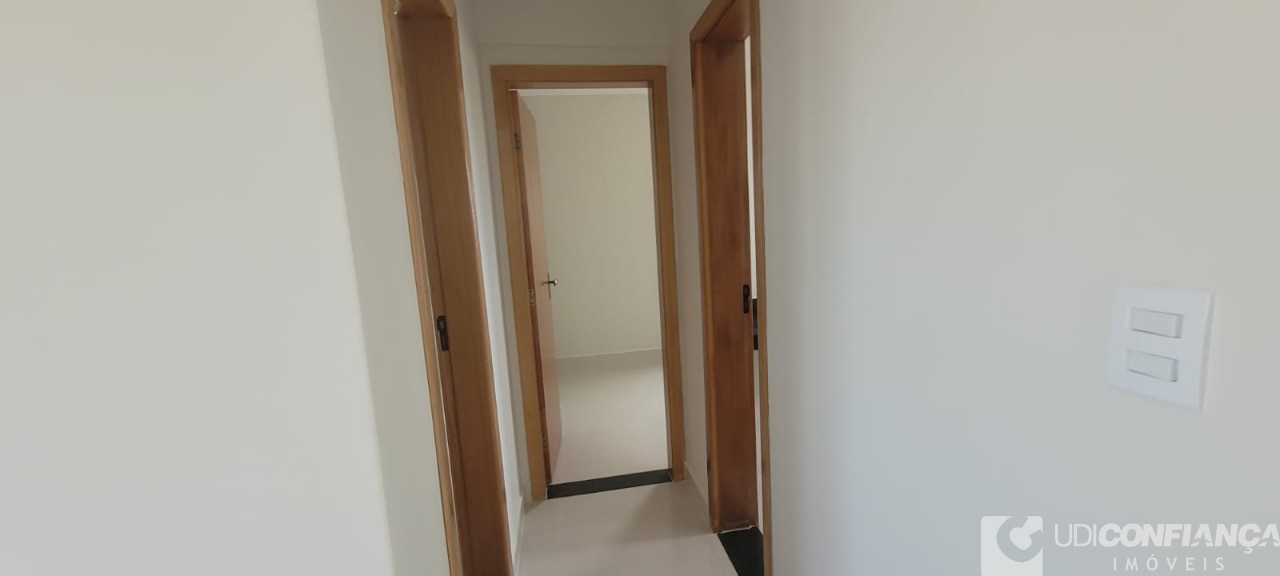 Apartamento à venda com 2 quartos, 57m² - Foto 4