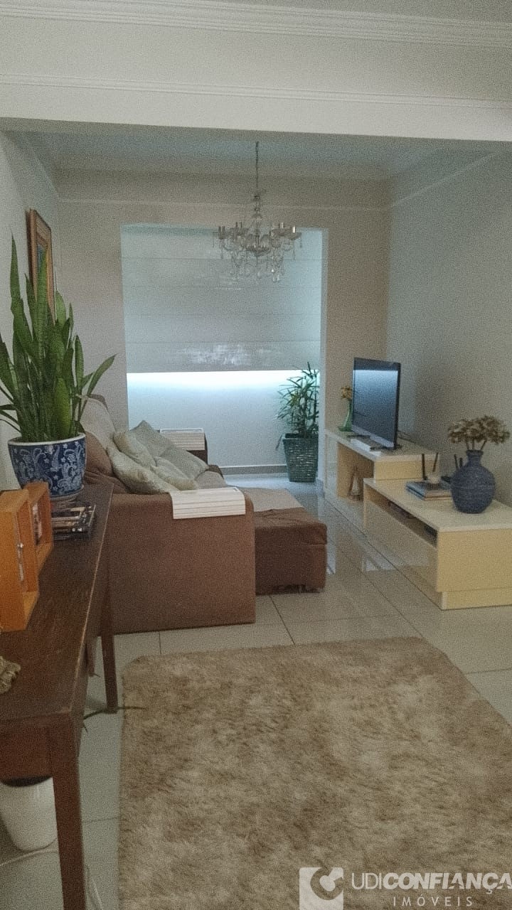 Apartamento à venda com 2 quartos, 57m² - Foto 3