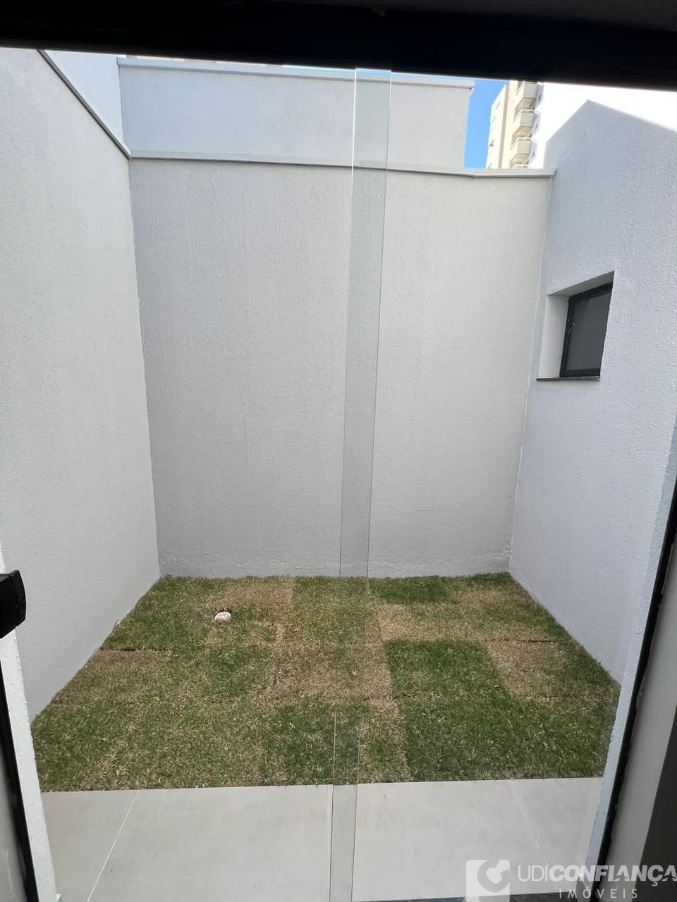 Casa à venda com 2 quartos, 75m² - Foto 5