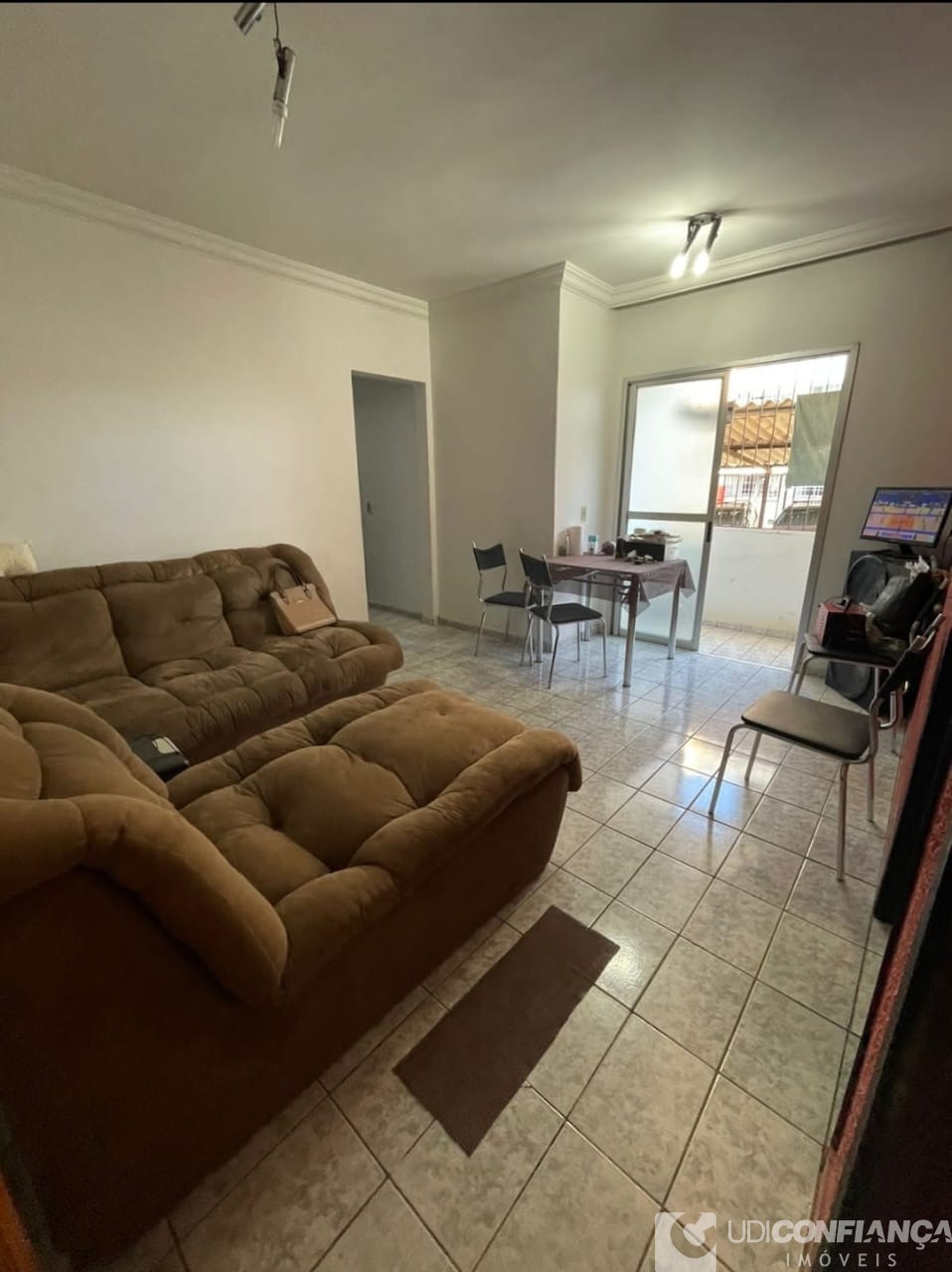 Apartamento à venda com 2 quartos, 52m² - Foto 1