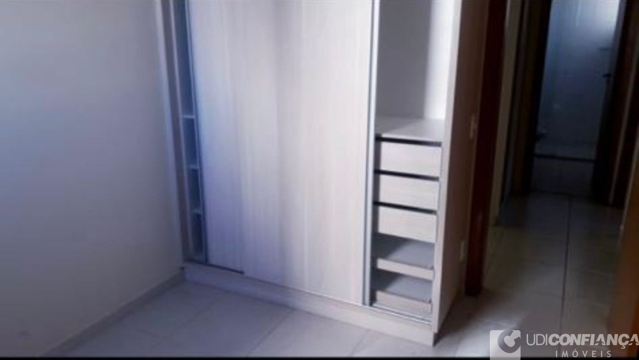 Apartamento à venda com 3 quartos, 100m² - Foto 4