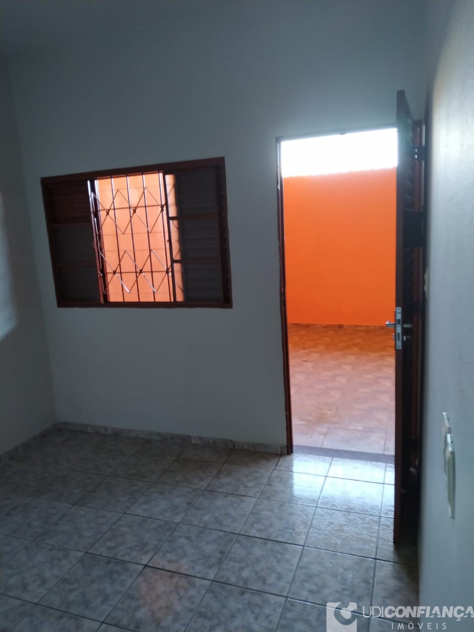 Casa à venda com 2 quartos - Foto 1