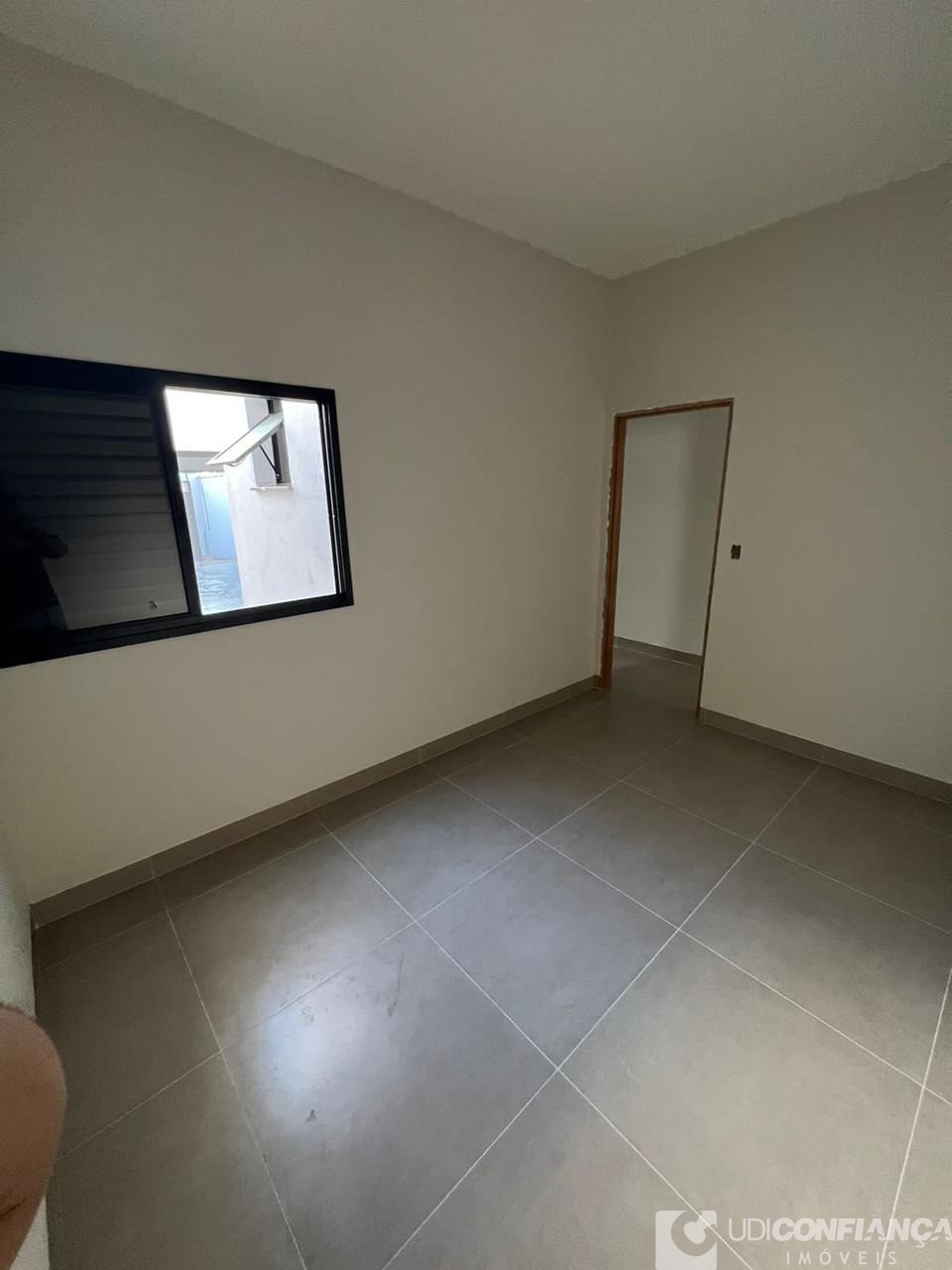 Casa à venda com 2 quartos, 75m² - Foto 9