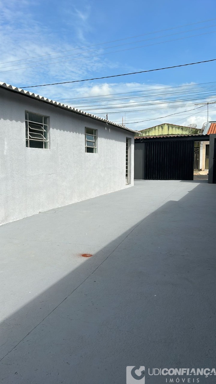 Casa à venda com 3 quartos, 100m² - Foto 8