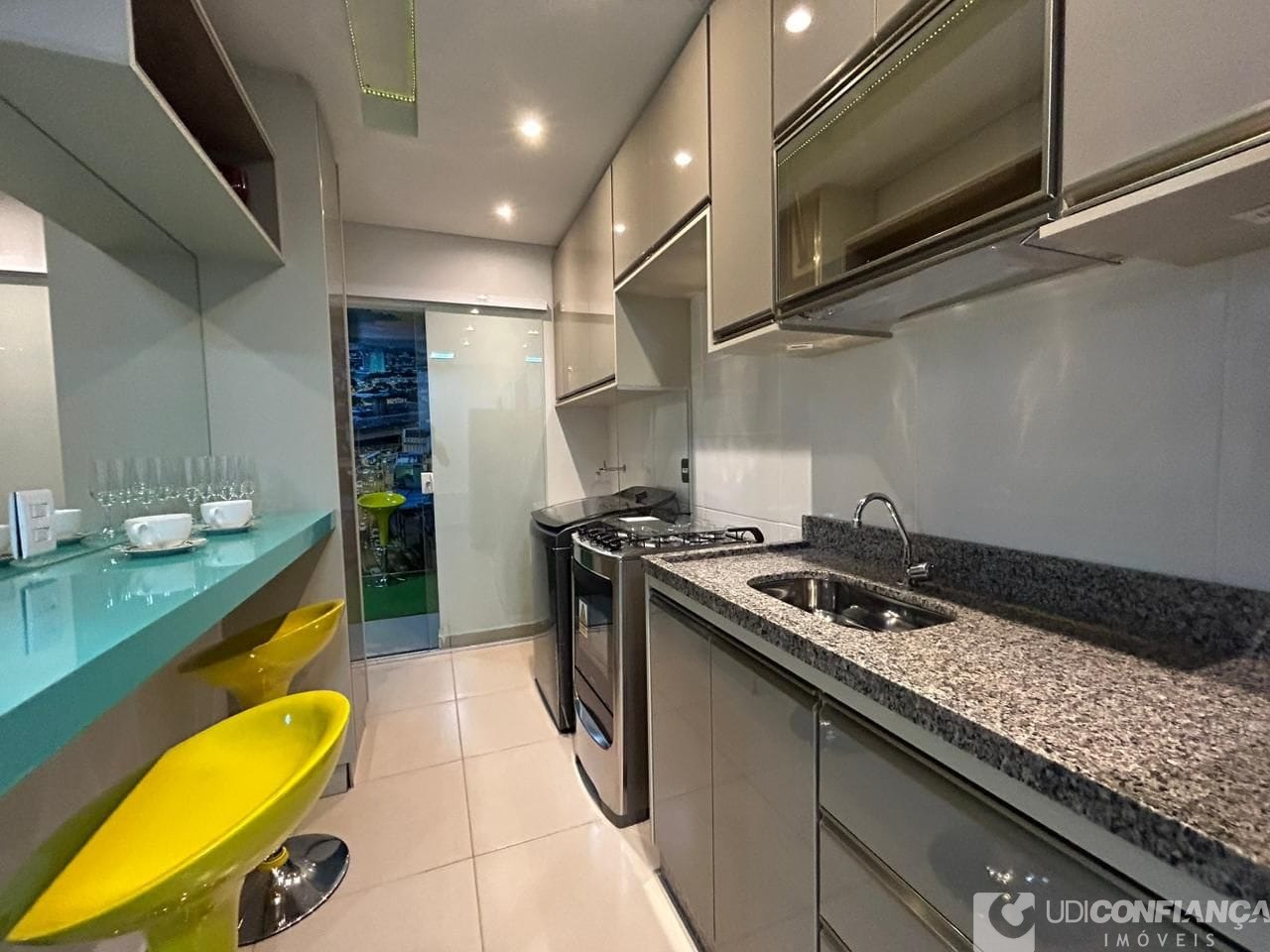 Apartamento à venda com 2 quartos, 52m² - Foto 12