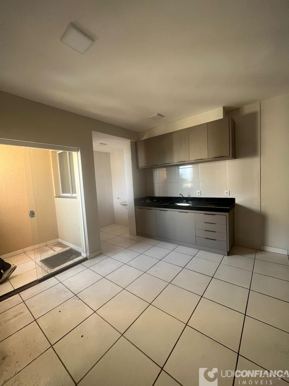 Apartamento à venda com 2 quartos, 52m² - Foto 1