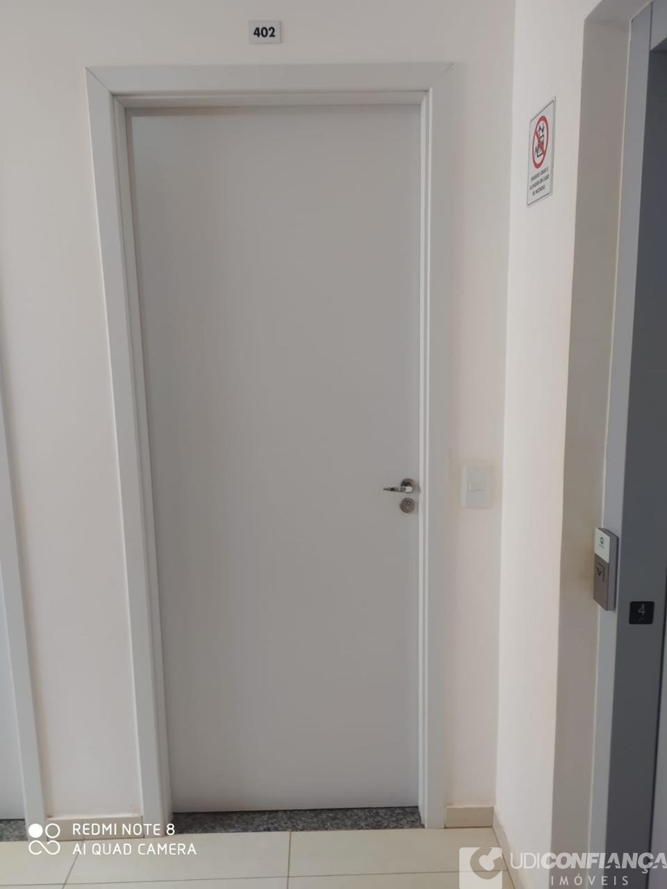 Apartamento à venda com 2 quartos, 60m² - Foto 18