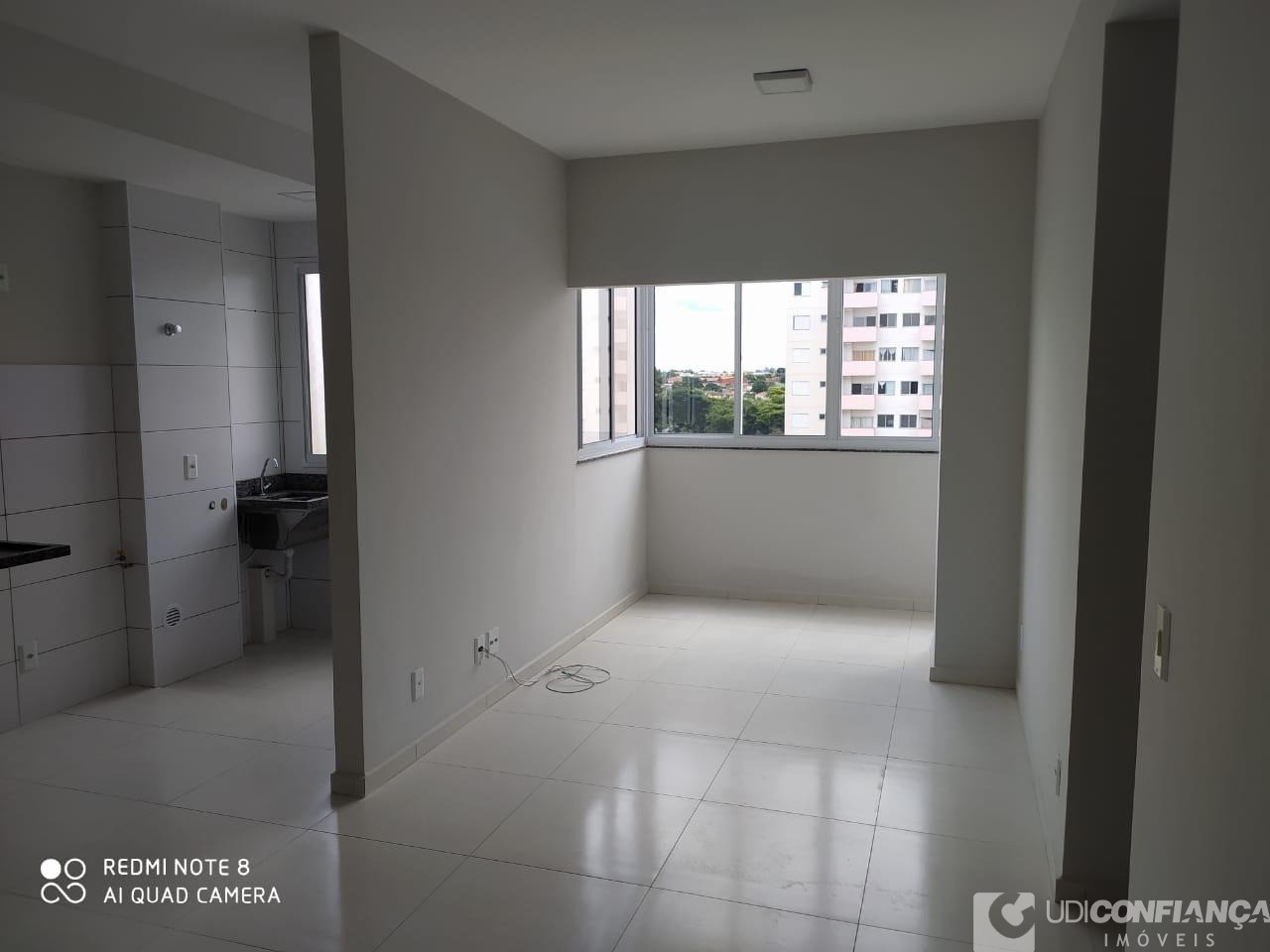 Apartamento à venda com 2 quartos, 60m² - Foto 3