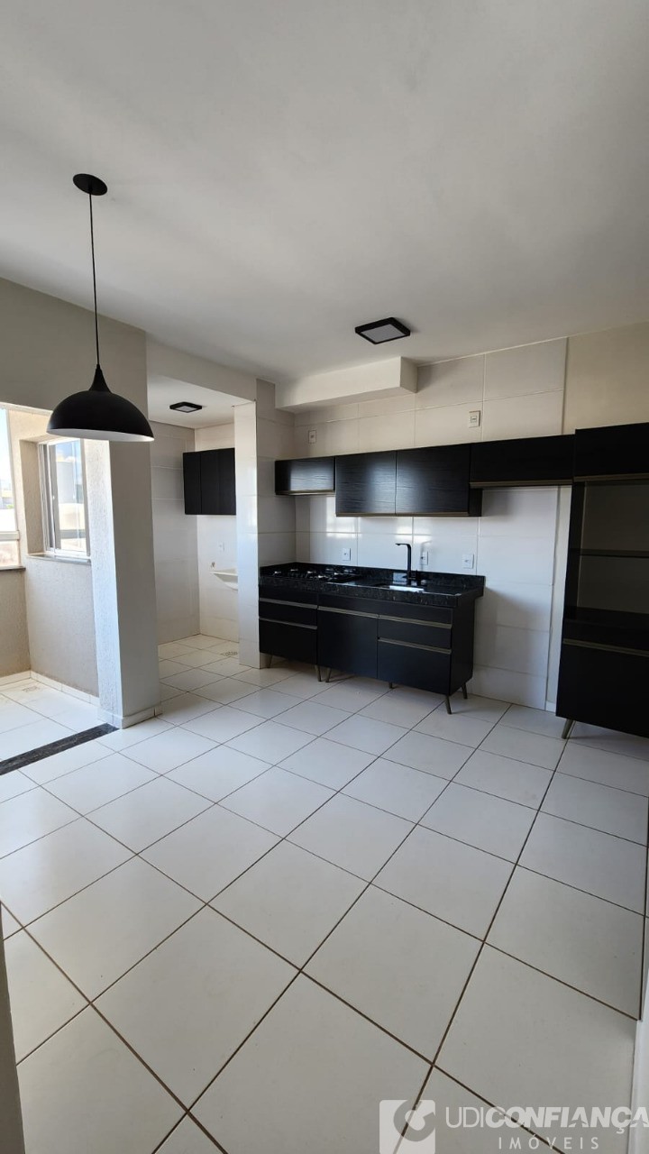 Apartamento à venda com 2 quartos, 56m² - Foto 2