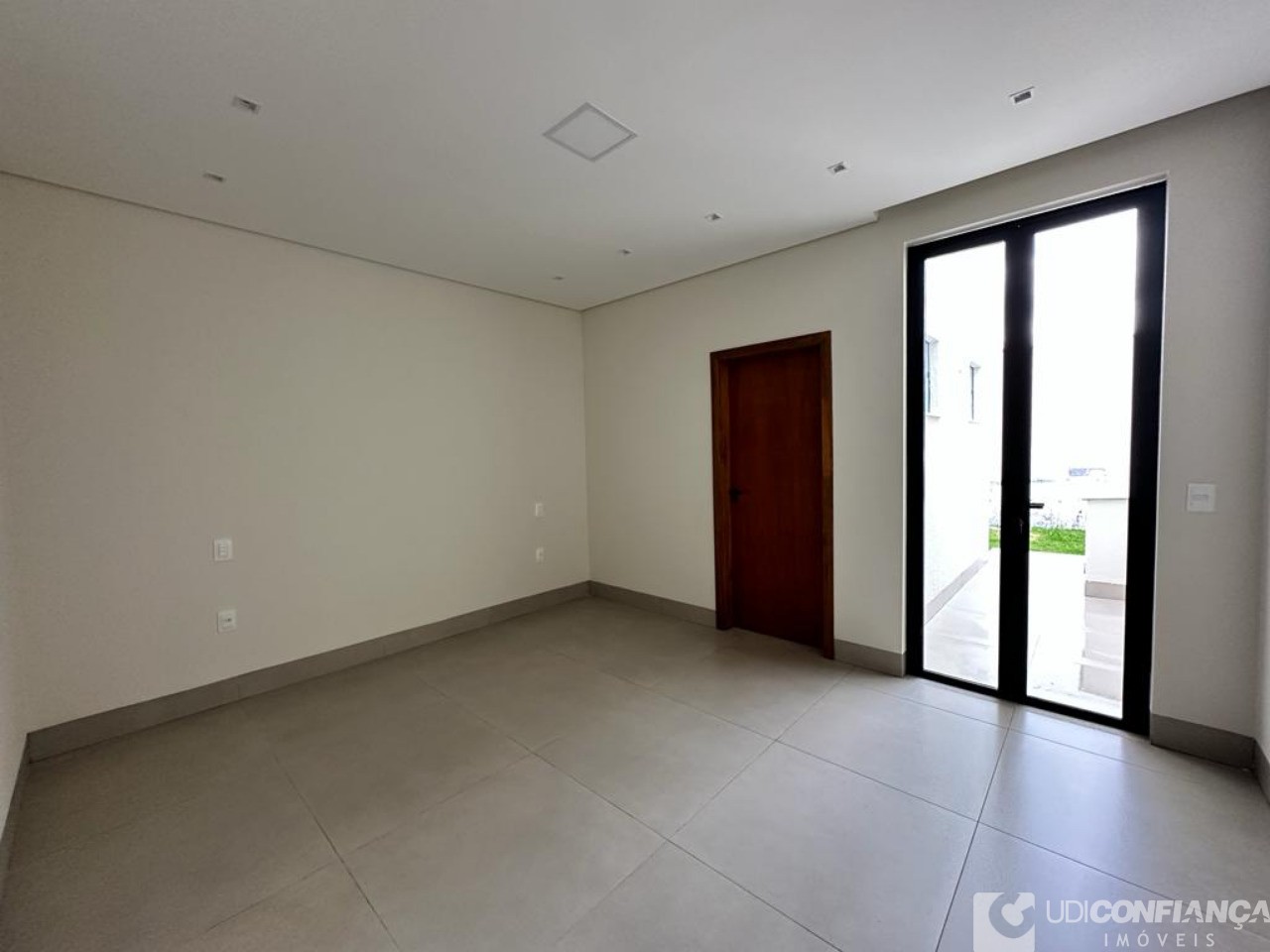 Casa à venda com 3 quartos, 179m² - Foto 17