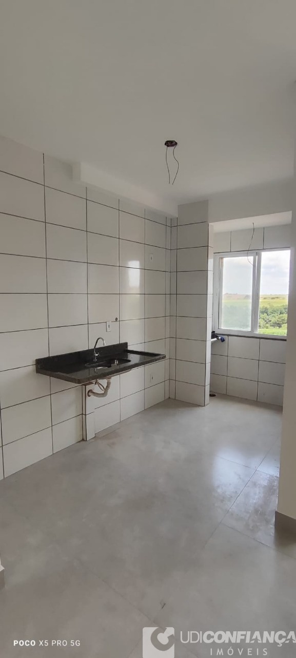 Apartamento à venda com 2 quartos, 44m² - Foto 9