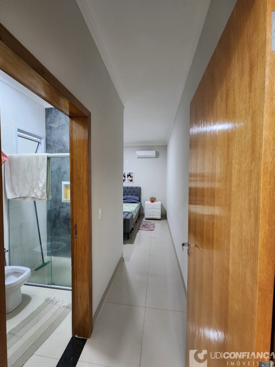 Casa à venda com 2 quartos, 125m² - Foto 12