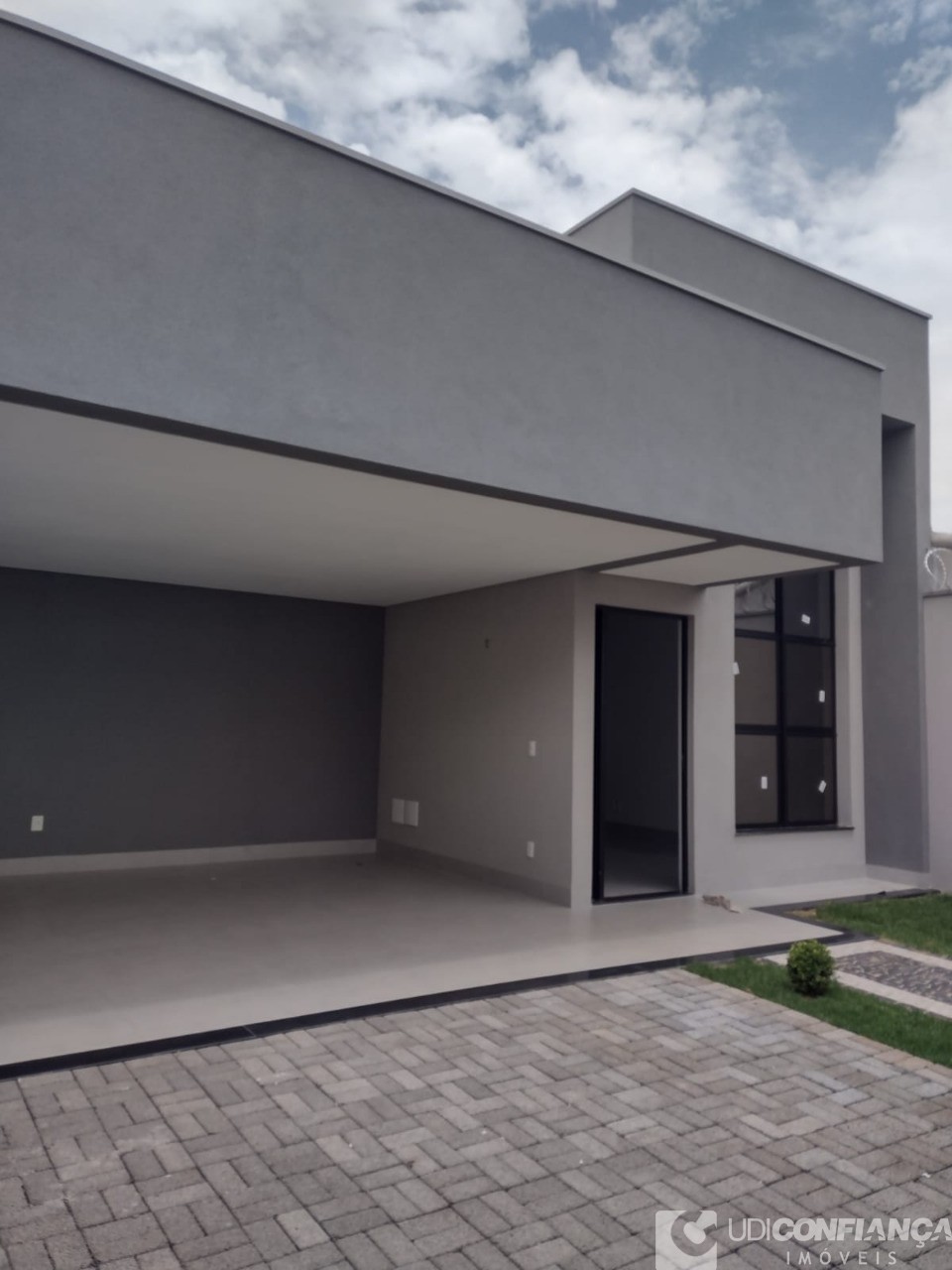 Casa à venda com 3 quartos, 161m² - Foto 4