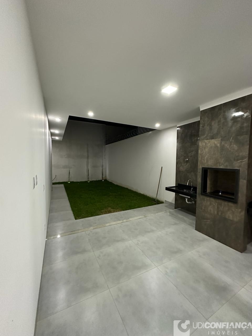 Casa à venda com 3 quartos, 150m² - Foto 6