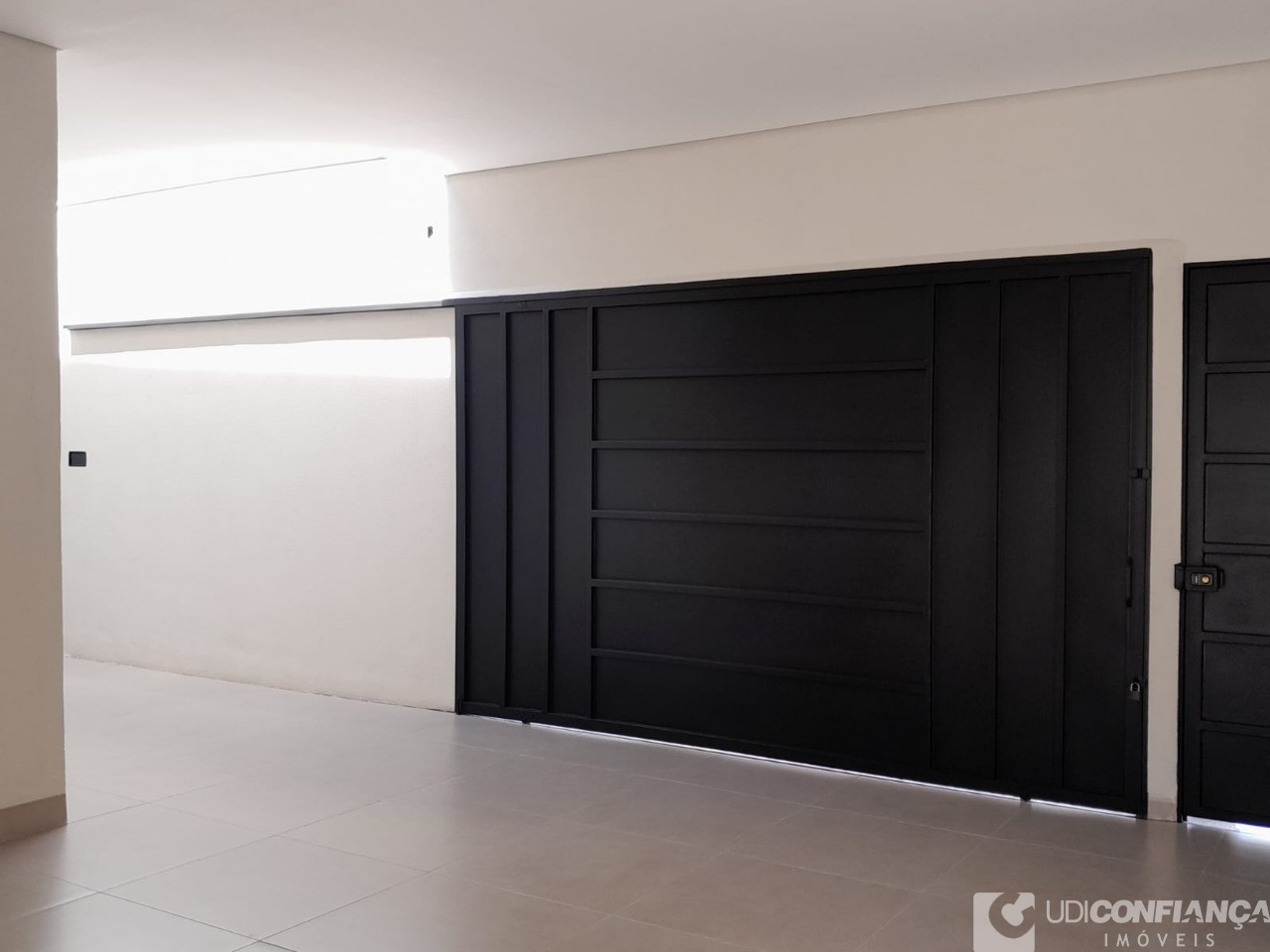 Casa à venda com 3 quartos, 180m² - Foto 18