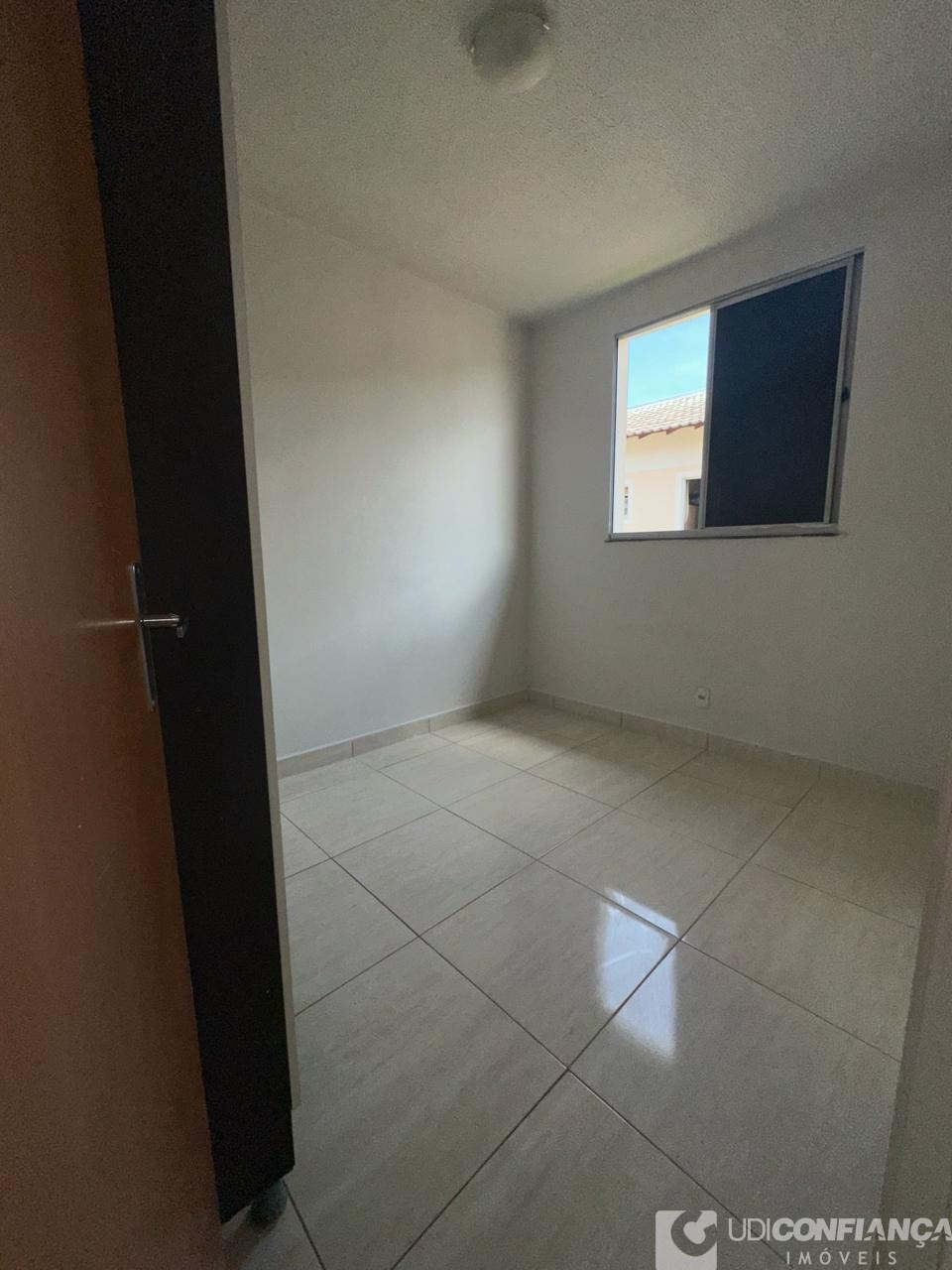 Apartamento à venda com 2 quartos, 43m² - Foto 2