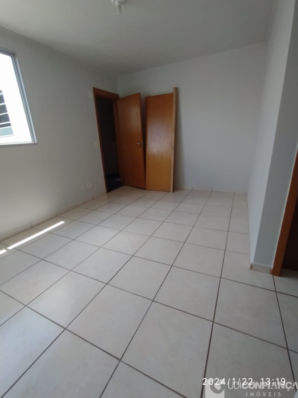 Apartamento à venda com 2 quartos, 44m² - Foto 1