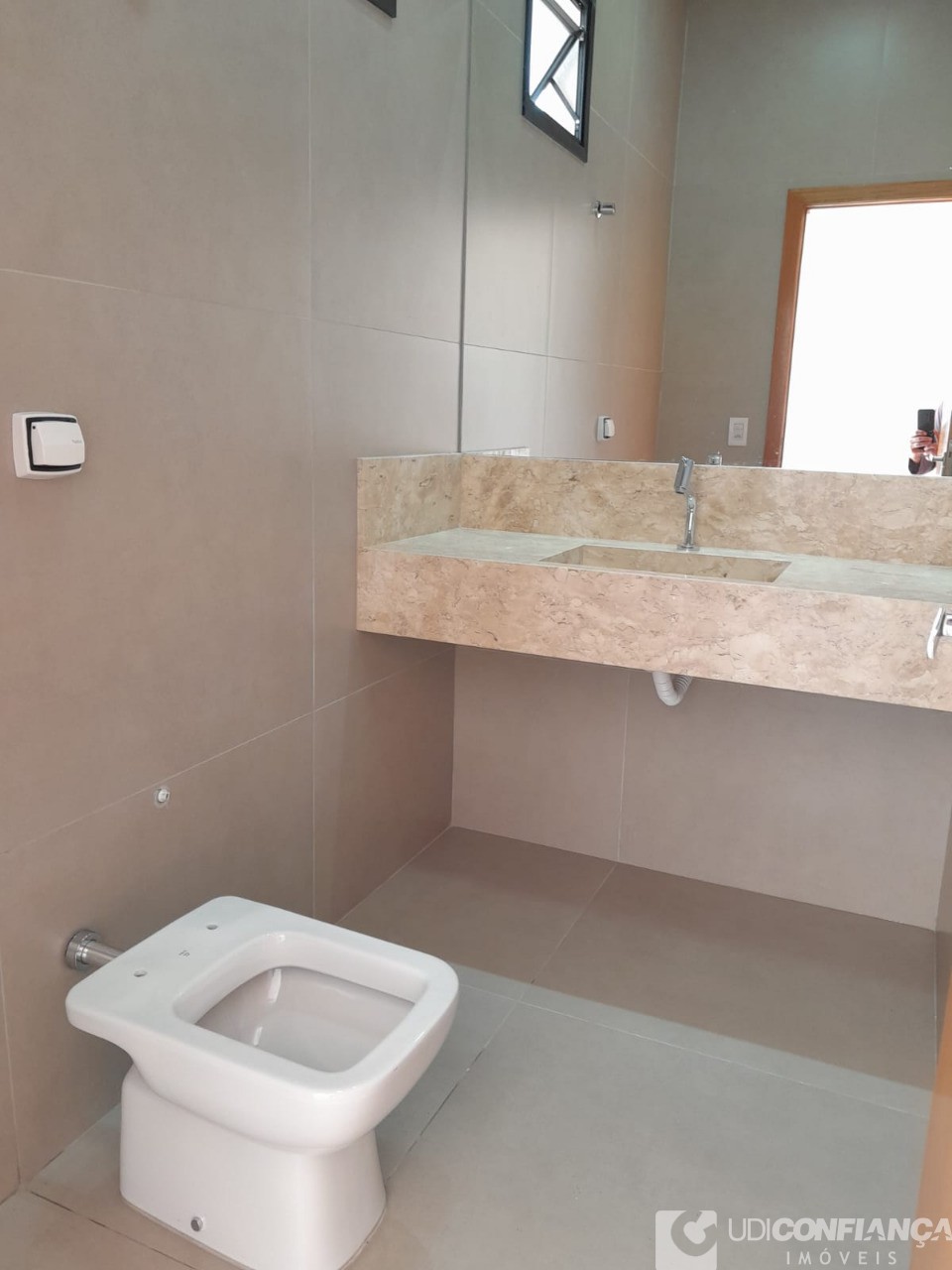 Casa à venda com 3 quartos, 180m² - Foto 16