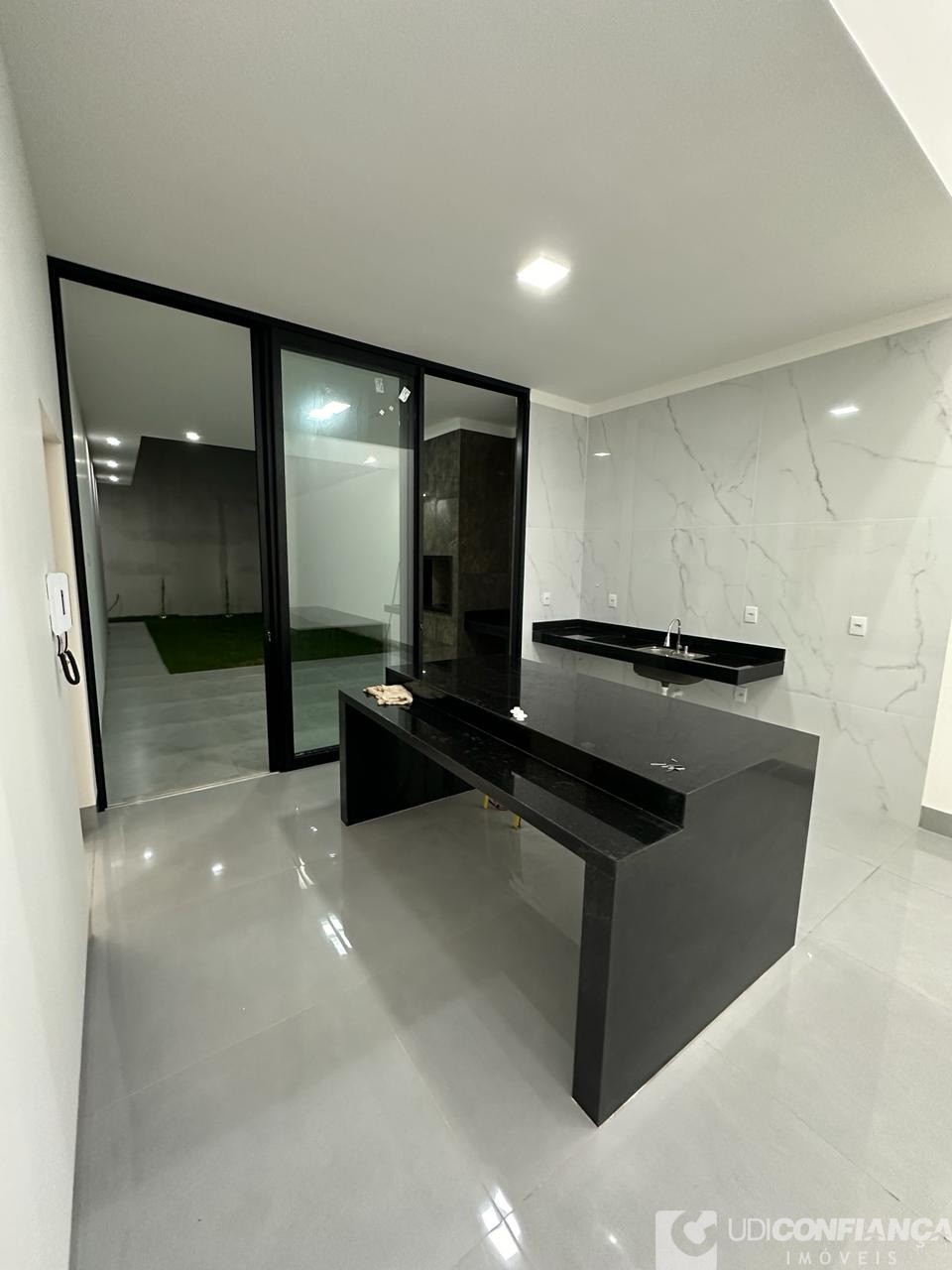 Casa à venda com 3 quartos, 150m² - Foto 5