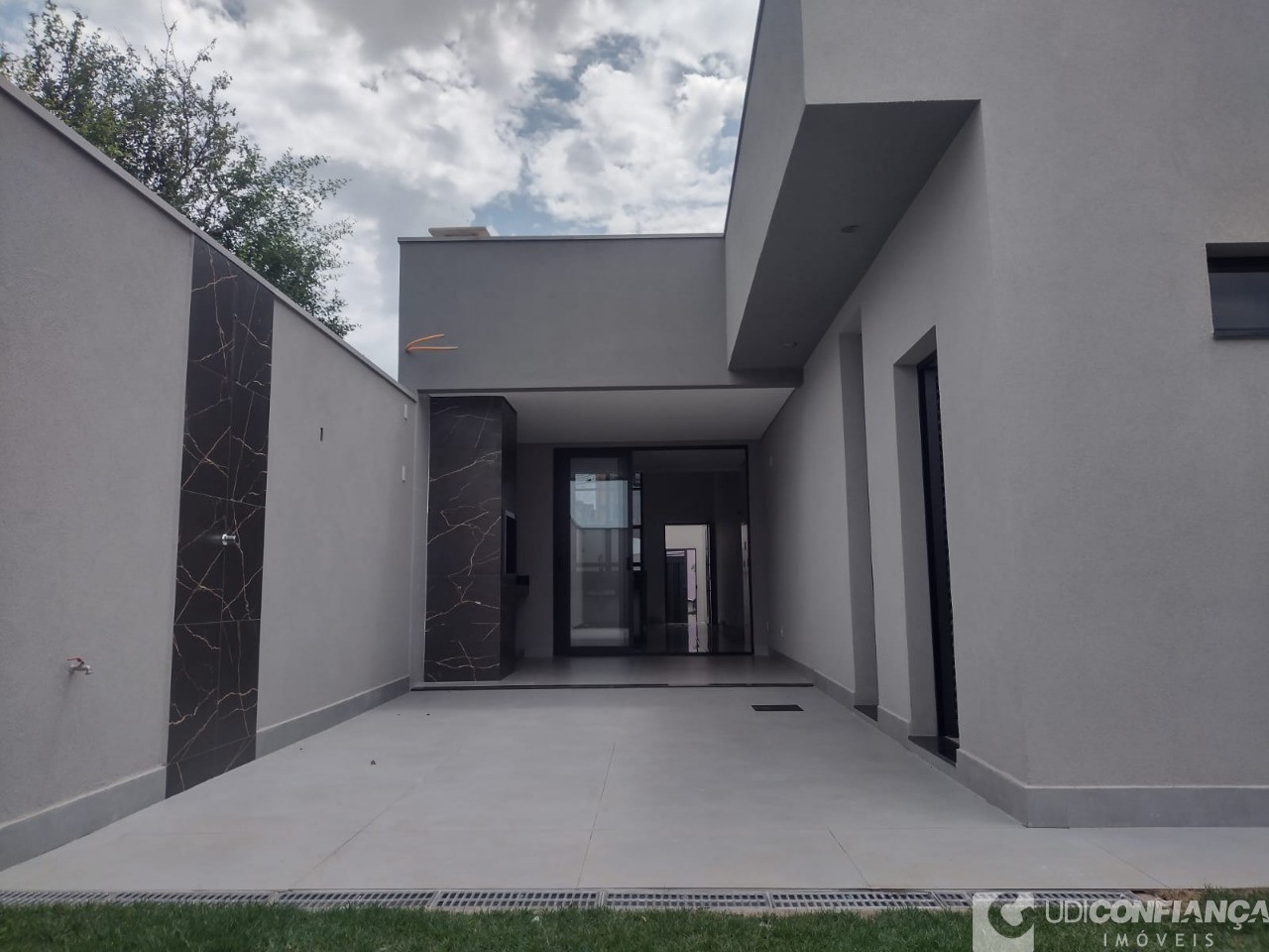 Casa à venda com 3 quartos, 161m² - Foto 5