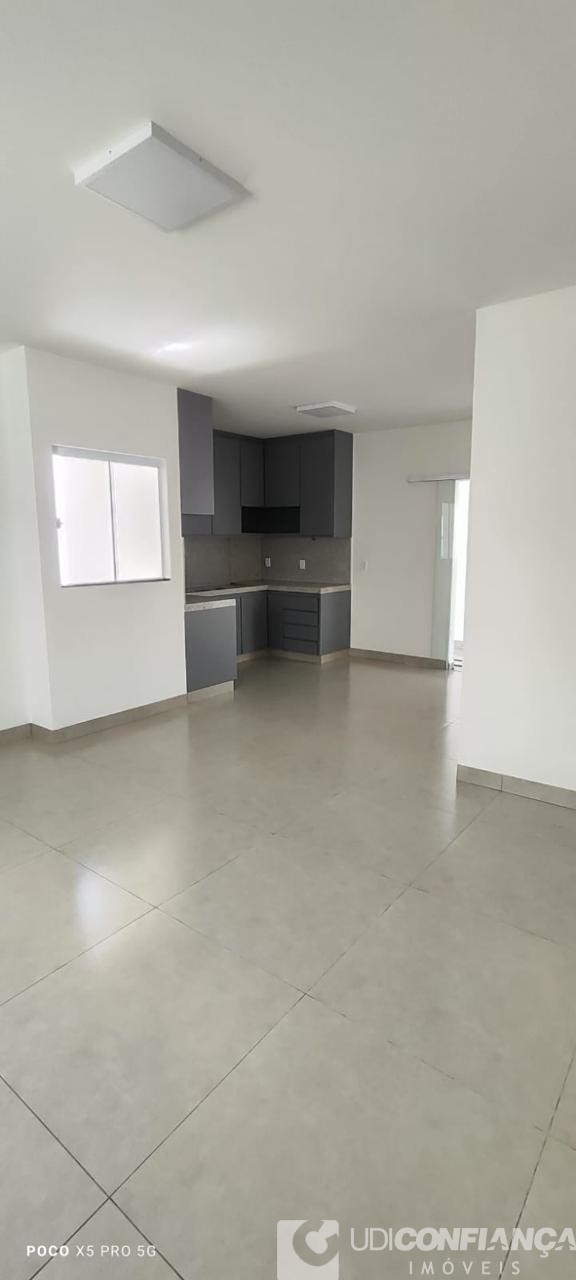 Casa à venda com 4 quartos, 230m² - Foto 11