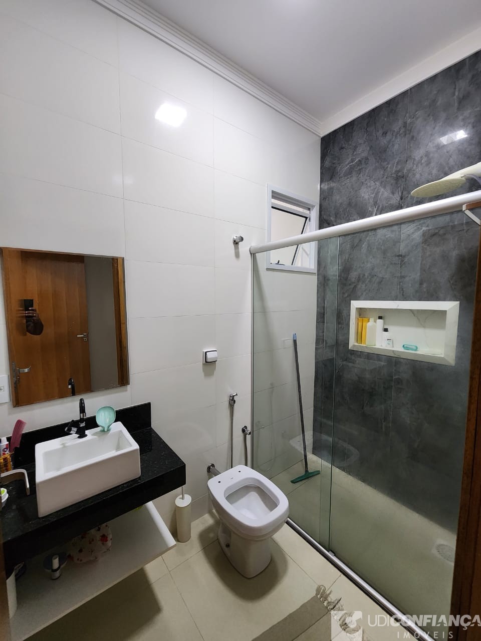 Casa à venda com 2 quartos, 125m² - Foto 17