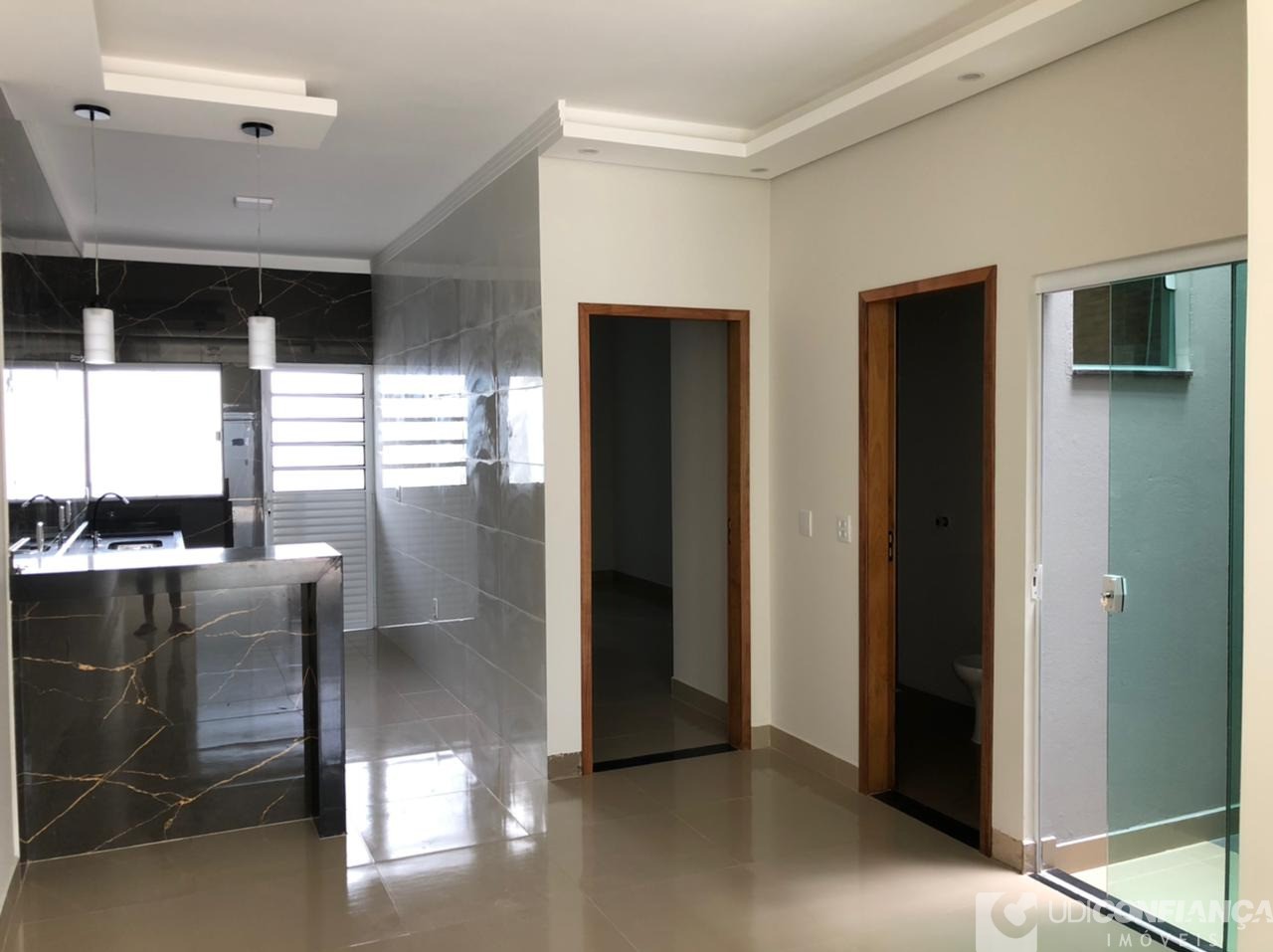 Casa à venda com 2 quartos - Foto 4