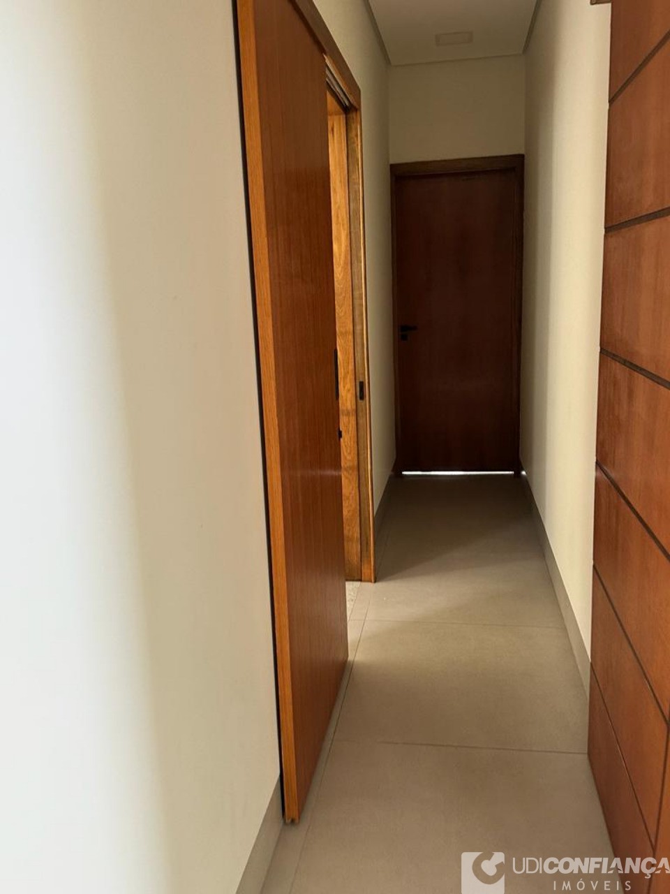 Casa à venda com 3 quartos, 179m² - Foto 13