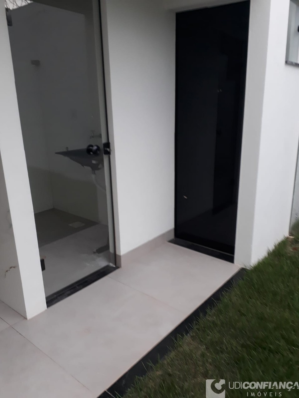 Casa à venda com 3 quartos, 150m² - Foto 4