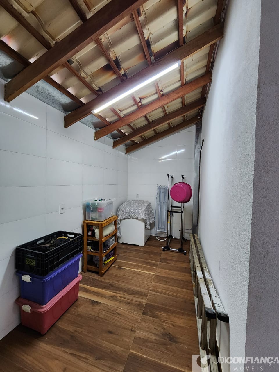 Casa à venda com 2 quartos, 125m² - Foto 15